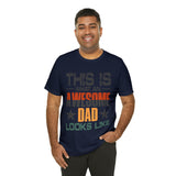 This is What an Awesome Dad Looks Like - Unisex Jersey Short Sleeve Tee